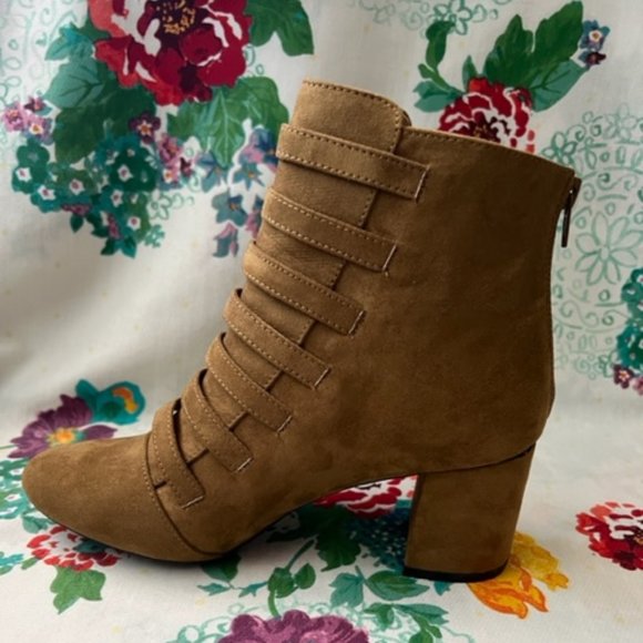 Qupid High Ankle Booties New without Tags never worn size 9 - Picture 10 of 14